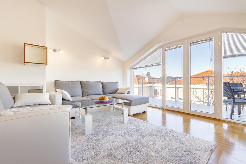 Villa Apartments Futura فانتاسيسي المظهر الخارجي الصورة