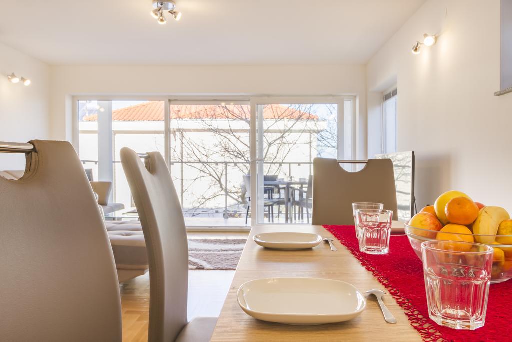 Villa Apartments Futura فانتاسيسي المظهر الخارجي الصورة